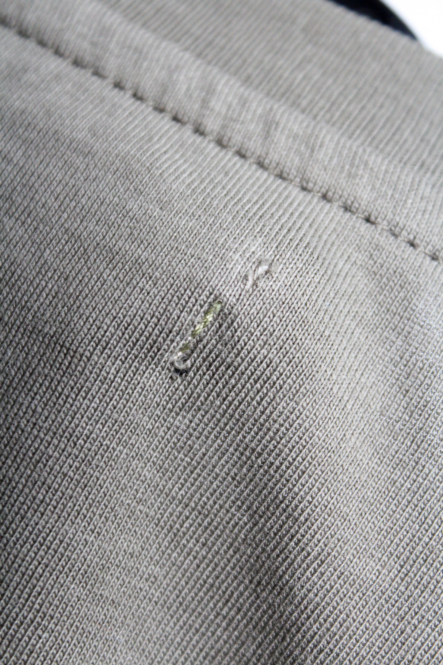 Imparfait : T-shirt unisex coton bio logo Waïloa doré brodé