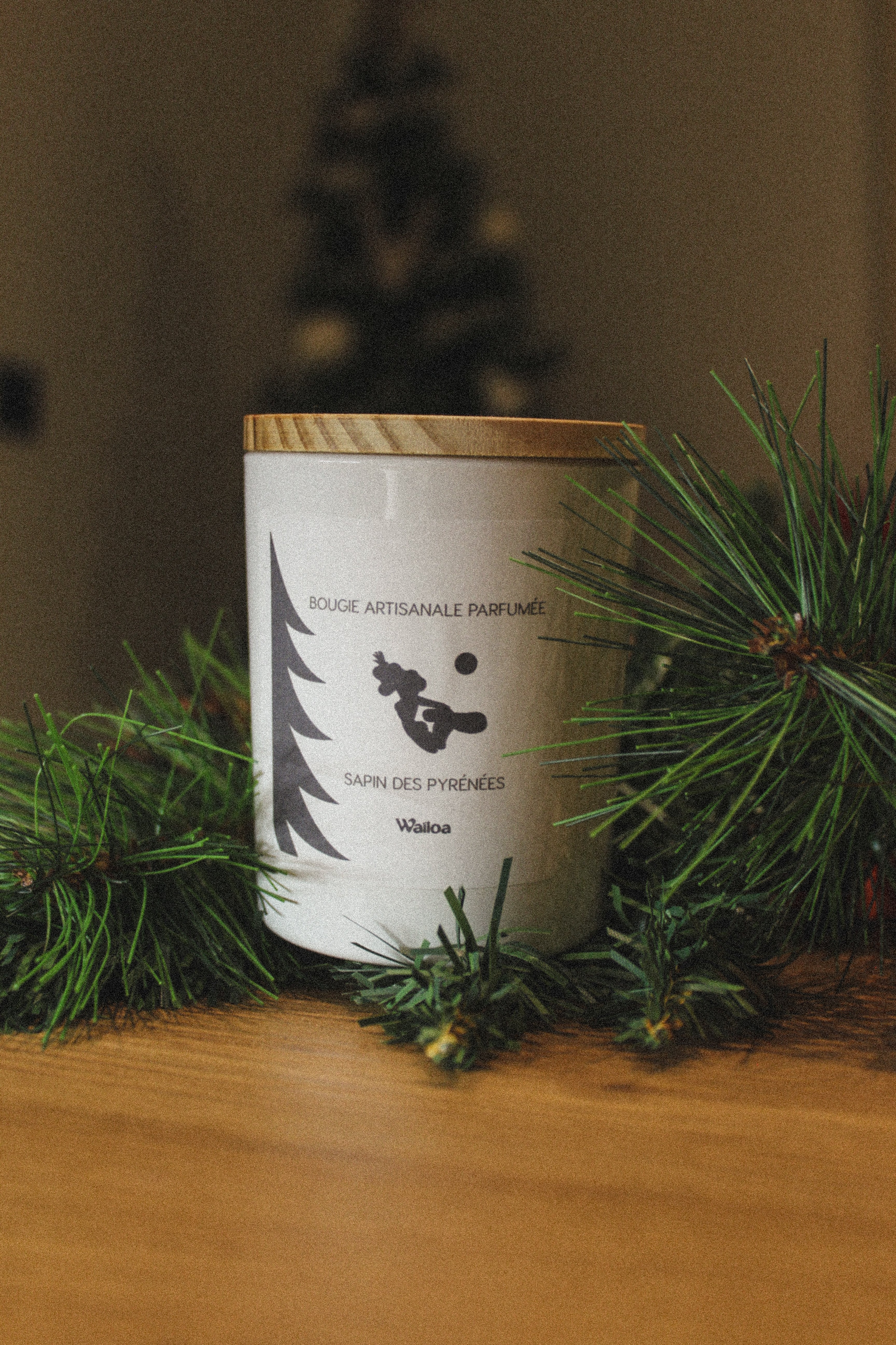 Bougie artisanale parfumée Sapin des Pyrénées – Waïloa